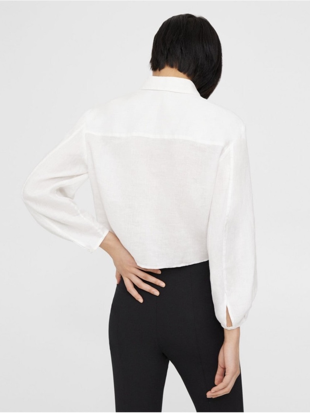 Theory Cropped White Button-Down Shirt in Relaxed Linen Size Large - Picture 2 of 11